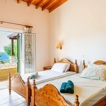 Sea Pines * Nea Dimmata