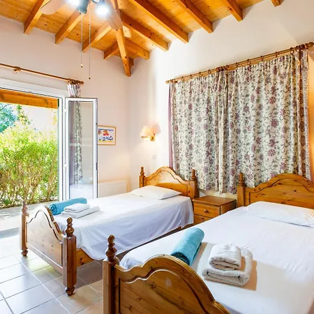 Sea Pines Villa Nea Dimmata