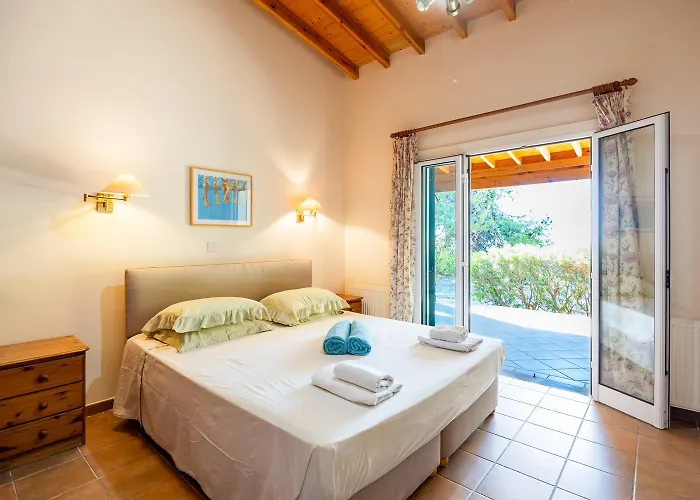 Sea Pines Villa Nea Dimmata